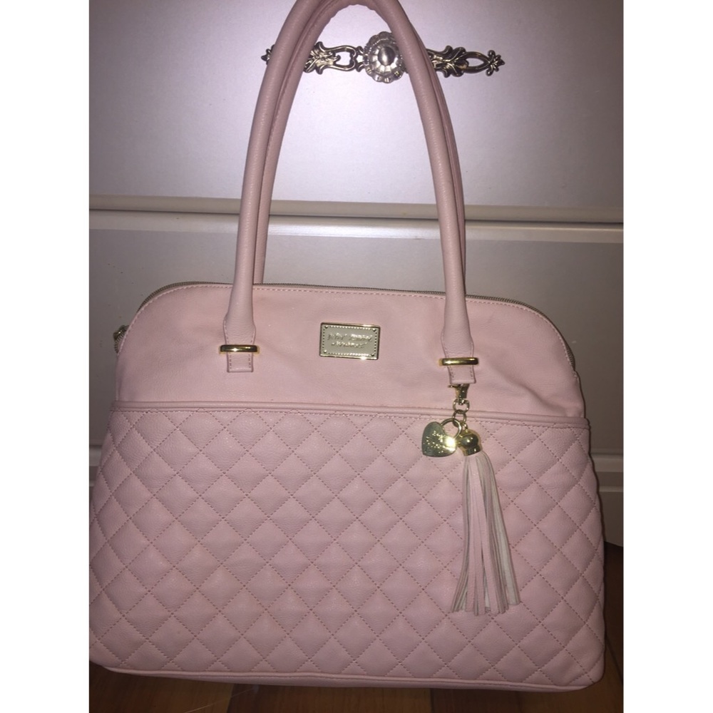Betsey Johnson Light Pink Purse 👜 😍😍